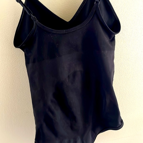 Spanx Seamless Power Thong Bodysuit. Size M - Picture 3 of 3